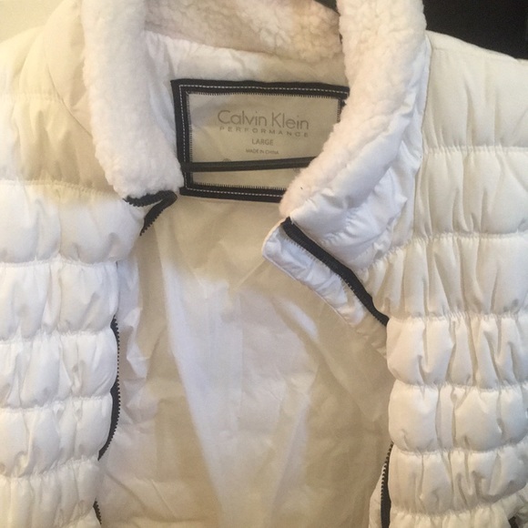 Calvin Klein Winter Vest - Picture 1 of 6